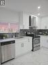 835 Forestwood Drive, Mississauga, ON  - Indoor Photo Showing Kitchen 