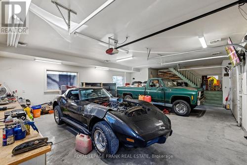 229 Louisa St, Kawartha Lakes, ON - Indoor Photo Showing Garage
