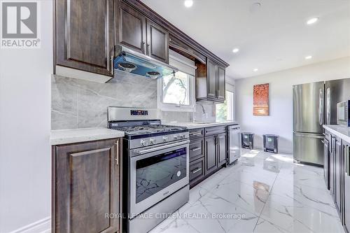 1 Marmac Dr, St. Catharines, ON - Indoor Photo Showing Kitchen