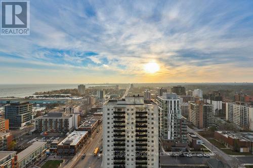 2201 - 1 Hurontario Street, Mississauga, ON - Outdoor With View