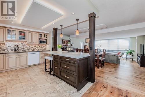 #1208 -2185 Marine Dr, Oakville, ON - Indoor Photo Showing Kitchen With Upgraded Kitchen