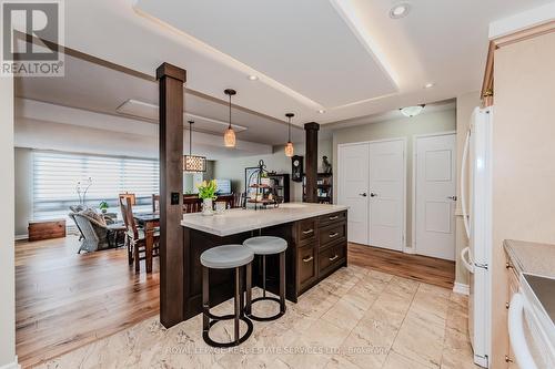 1208 - 2185 Marine Drive, Oakville, ON - Indoor Photo Showing Dining Room