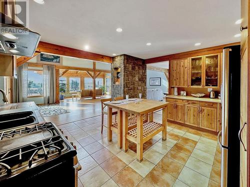 2902 Gold Digger Drive, 150 Mile House, BC - Indoor