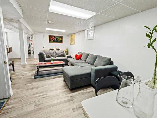 248 Munroe Avenue, Winnipeg, MB - Indoor Photo Showing Other Room