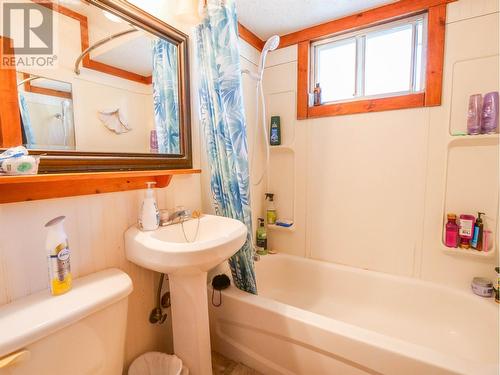 1160 West Fraser Road, Quesnel, BC - Indoor Photo Showing Bathroom