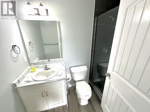 25 1880 Hamel Road, Williams Lake, BC - Indoor Photo Showing Bathroom