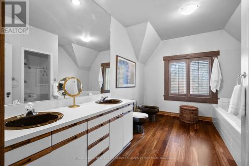 101 Lyndhurst Avenue, Toronto, ON - Indoor Photo Showing Bathroom