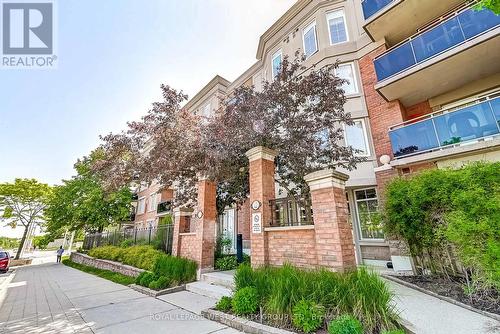 #303 -2300 Parkhaven Blvd, Oakville, ON - Outdoor With Balcony