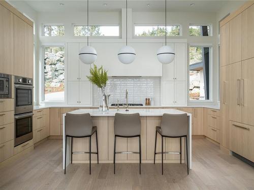 7510 Ocean Park Pl, Sooke, BC - Indoor Photo Showing Kitchen With Upgraded Kitchen