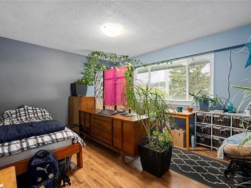 346 Watfield Ave, Nanaimo, BC - Indoor Photo Showing Bedroom