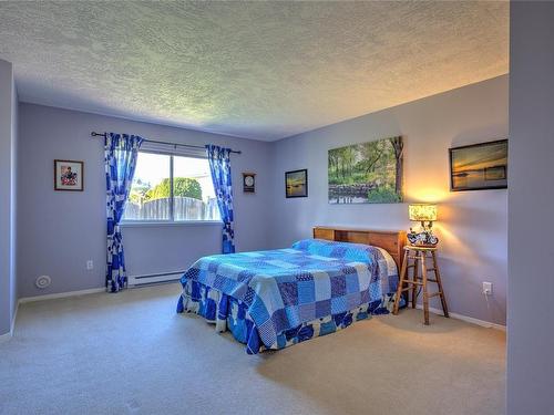 19-1893 Tzouhalem Rd, Duncan, BC - Indoor Photo Showing Bedroom