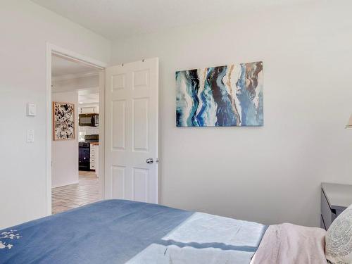 6561 Walker Rd, Port Alberni, BC - Indoor Photo Showing Bedroom