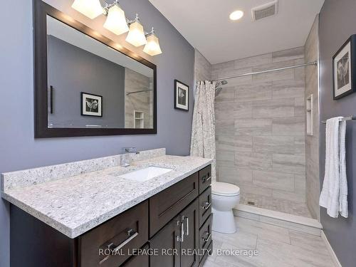 3 Belvedere Blvd, New Tecumseth, ON - Indoor Photo Showing Bathroom