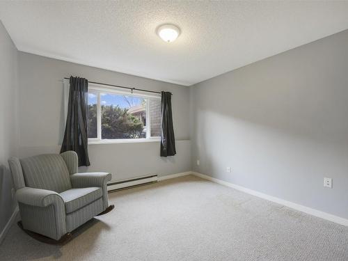 107-983 Bernard Avenue, Kelowna, BC - Indoor Photo Showing Other Room