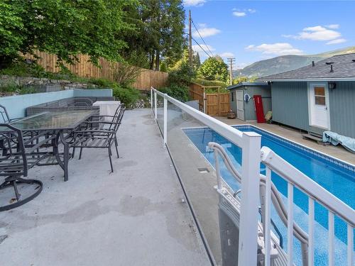 3700 9Th Avenue, Castlegar, BC - Outdoor With In Ground Pool