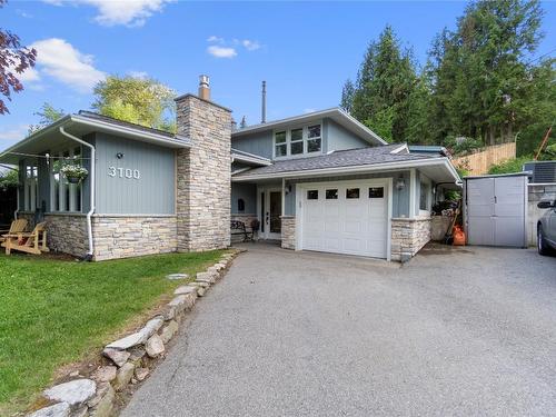 3700 9Th Avenue, Castlegar, BC - Outdoor With Facade