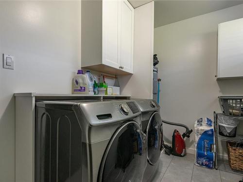785 Nancy Greene Dr, Campbell River, BC - Indoor Photo Showing Laundry Room