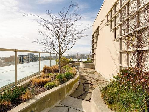 1205-760 Johnson St, Victoria, BC - Outdoor With View