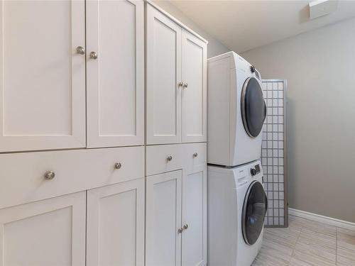 23-941 Malone Rd, Ladysmith, BC - Indoor Photo Showing Laundry Room
