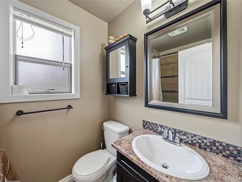 6342 East Sooke Rd, Sooke, BC - Indoor Photo Showing Bathroom