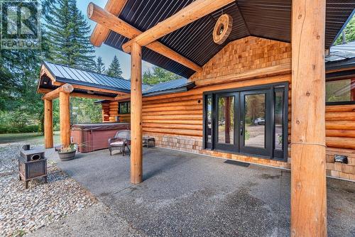 3993 Westman Road, Malakwa, BC - Outdoor With Exterior