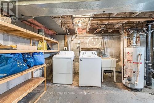 77 Province St N, Hamilton, ON - Indoor Photo Showing Laundry Room
