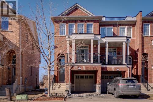 7112 Triumph Lane, Mississauga, ON - Outdoor With Balcony With Facade