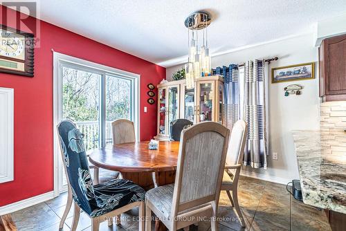 42 Cook Street, Kawartha Lakes, ON - Indoor Photo Showing Dining Room