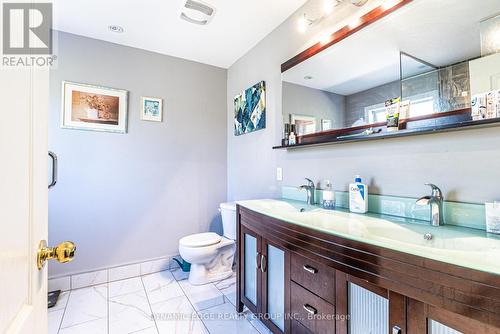 42 Cook Street, Kawartha Lakes, ON - Indoor Photo Showing Bathroom