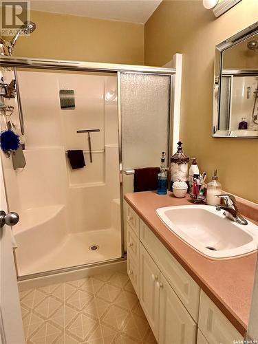Park Valley Acreage, Canwood Rm No. 494, SK - Indoor Photo Showing Bathroom