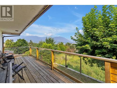 261 7 Street Se, Salmon Arm, BC - Outdoor With View With Exterior