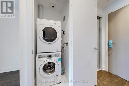 3908 - 7 Grenville Street, Toronto, ON - Indoor Photo Showing Laundry Room