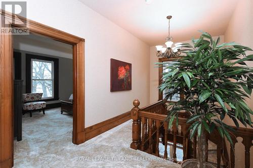 11428 Sunset Road, Southwold, ON - Indoor Photo Showing Other Room