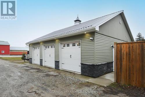 11428 Sunset Road, Southwold, ON - Outdoor With Exterior