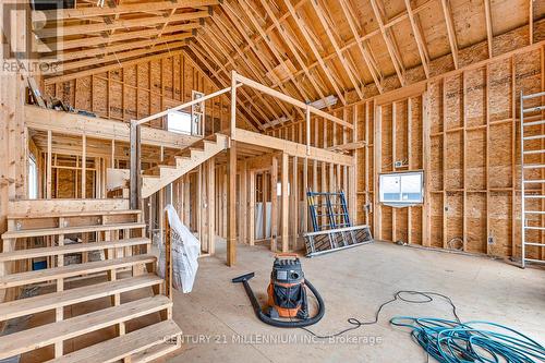 883 Lake Dalrymple Rd, Kawartha Lakes, ON - Indoor Photo Showing Other Room