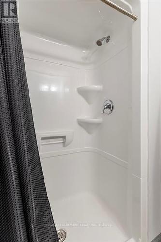 304 - 77 Leland Street, Hamilton, ON - Indoor Photo Showing Bathroom