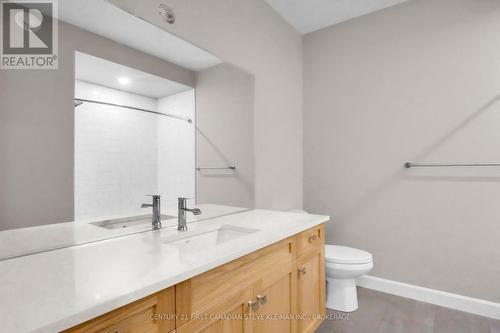 39 - 2650 Buroak Drive, London, ON - Indoor Photo Showing Bathroom