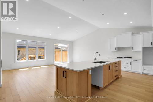 39 - 2650 Buroak Drive, London, ON - Indoor Photo Showing Kitchen