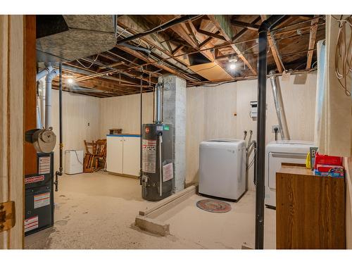 2062 Eighth Avenue, Trail, BC - Indoor Photo Showing Basement