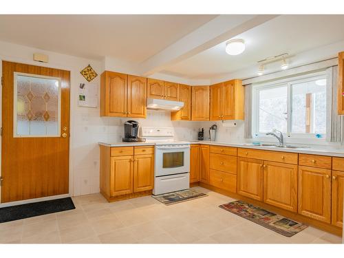 2062 Eighth Avenue, Trail, BC - Indoor Photo Showing Kitchen With Double Sink