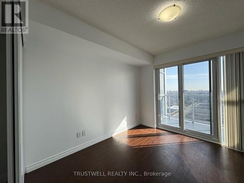 #1809 -151 Village Green Sq, Toronto, ON - Indoor Photo Showing Other Room