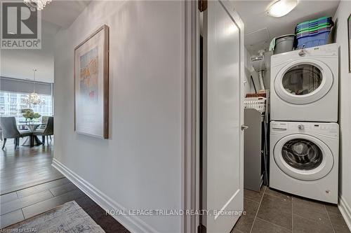 #604 -505 Talbot St, London, ON - Indoor Photo Showing Laundry Room