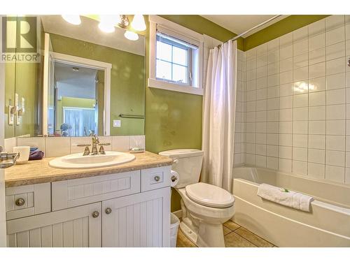 6723 La Palma Loop Unit# 242 Lot# 242, Fintry, BC - Indoor Photo Showing Bathroom