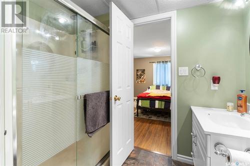 715 Morrier Street, Buckland Rm No. 491, SK - Indoor Photo Showing Bathroom