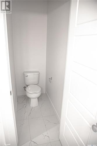 162 Finch Crescent, Langham, SK - Indoor Photo Showing Bathroom