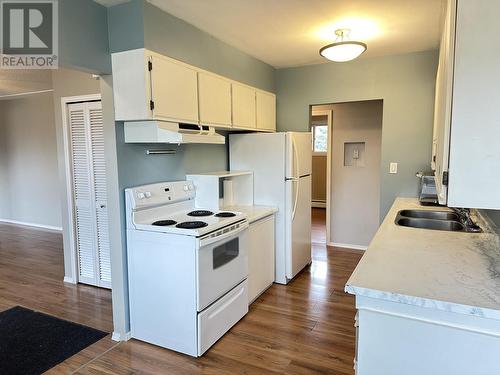 345 Redfern Drive, Vanderhoof, BC - Indoor Photo Showing Kitchen With Double Sink