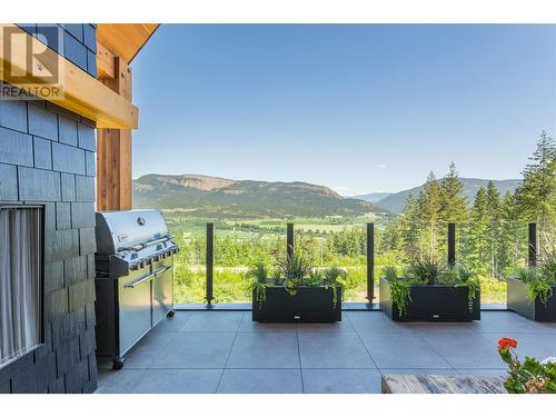 241 Twin Lakes Road, Enderby, BC - Outdoor