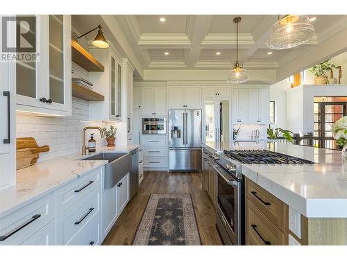 241 Twin Lakes Road, Enderby, BC - Indoor Photo Showing Kitchen With Upgraded Kitchen