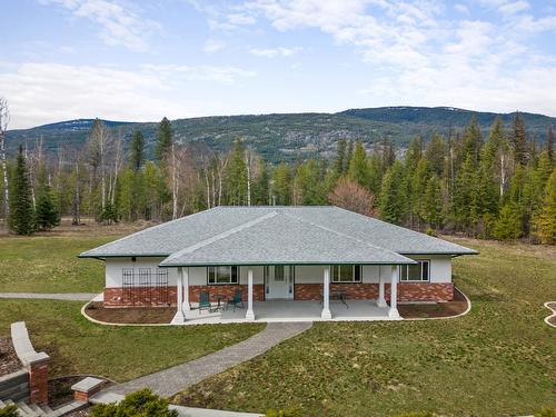 2550 Pass Creek Road, Pass Creek, BC - Outdoor With View