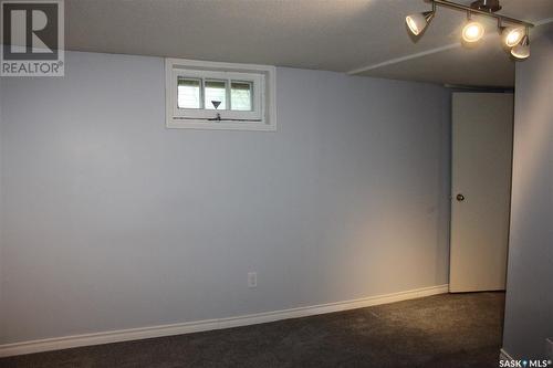 2602 Edgar Street, Regina, SK - Indoor Photo Showing Bedroom
